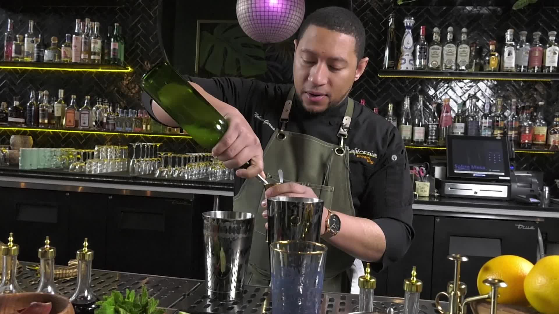 Nelson German: "Honey Mojito Cocktail" (Sobre Mesa)