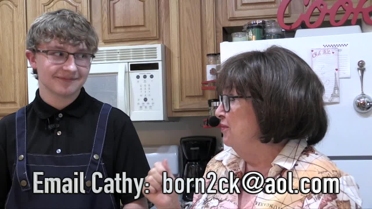 Cathy Neptune's Kitchen: "Chicken Alfredo Poutine"