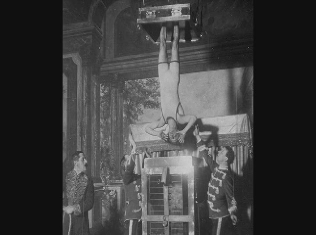 Smarter Every Day: "How Houdini Died"