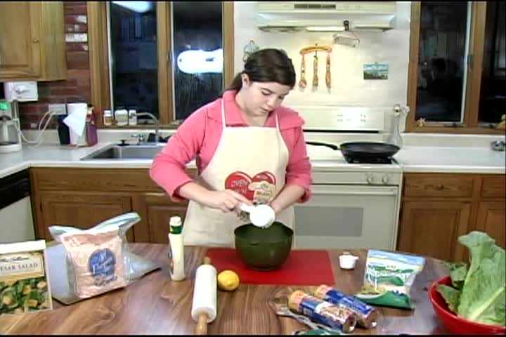 Oven Luv'n with Chef Melisa: "Chicken Caesar Salad Pizza"