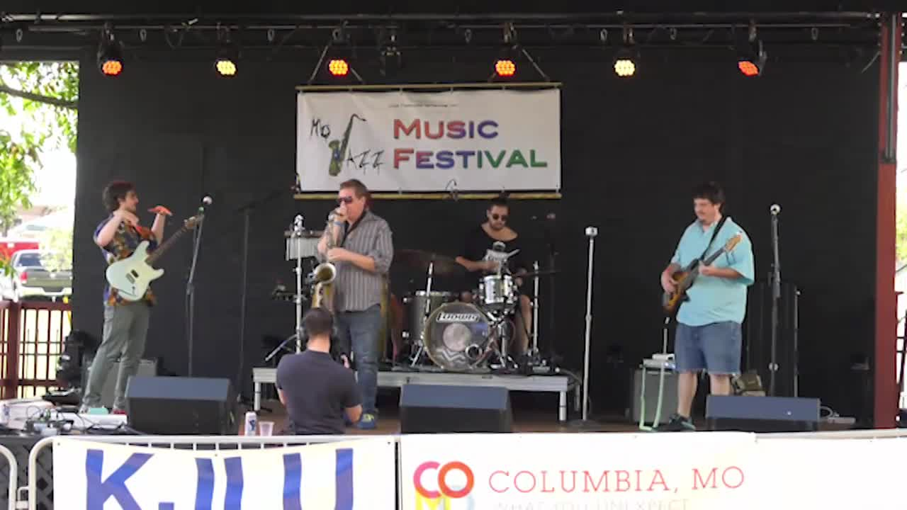 The Mo Jazz Music Festival: "Henna Roso"