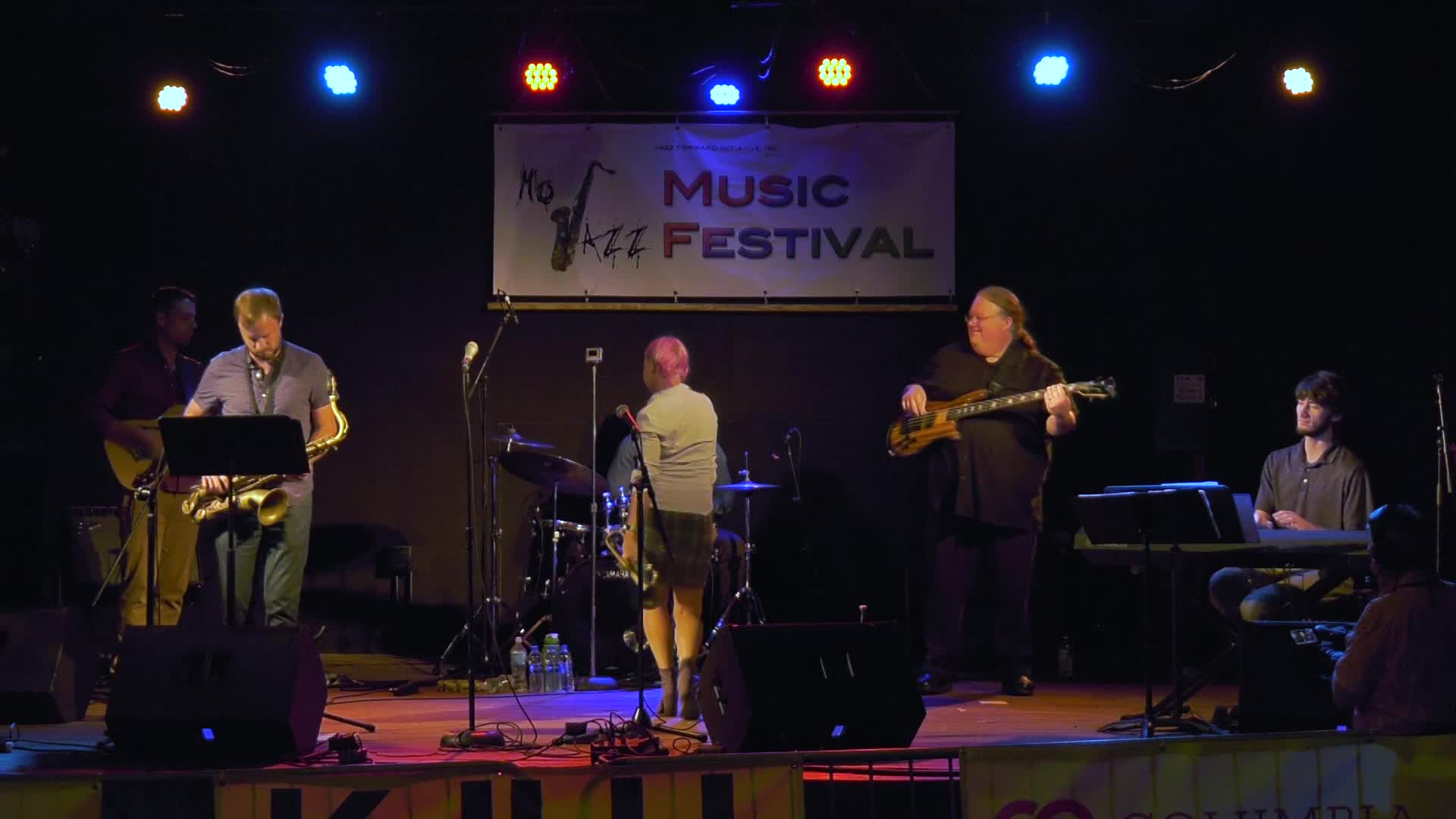 The Mo Jazz Music Festival: "Dawn Weber And Naked Rock Fight"