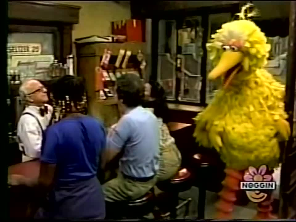 Classic Sesame Street: "Mr. Rogers Visits" (1981)