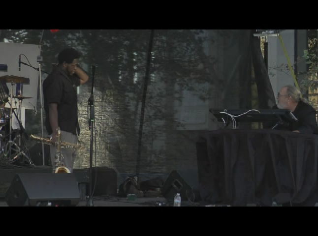 Capital Jazzfest: "Max Groove"